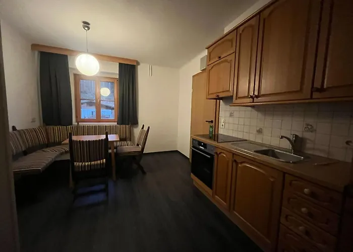 Twenty Seven Bed & Breakfast