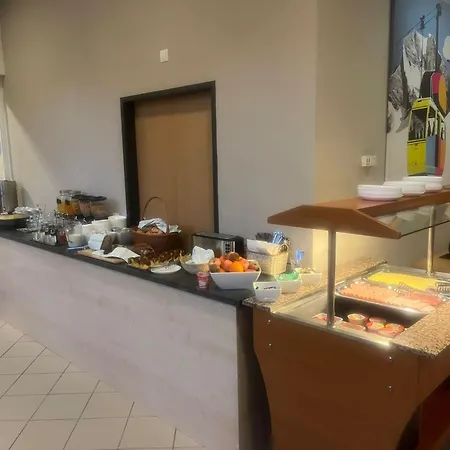 Twenty Seven 住宿加早餐酒店